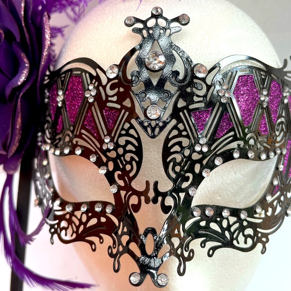 Halloween/ party mask - Picture 4 of 6